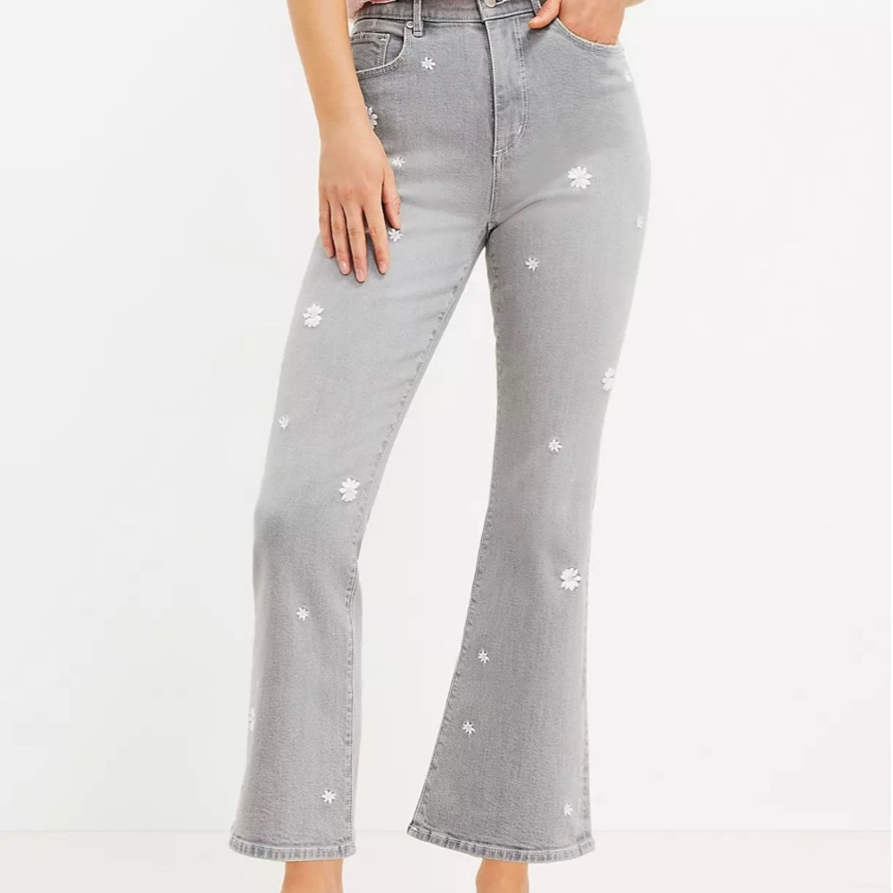 LOFT Gray High Rise Women Jeans with White Floral Accents